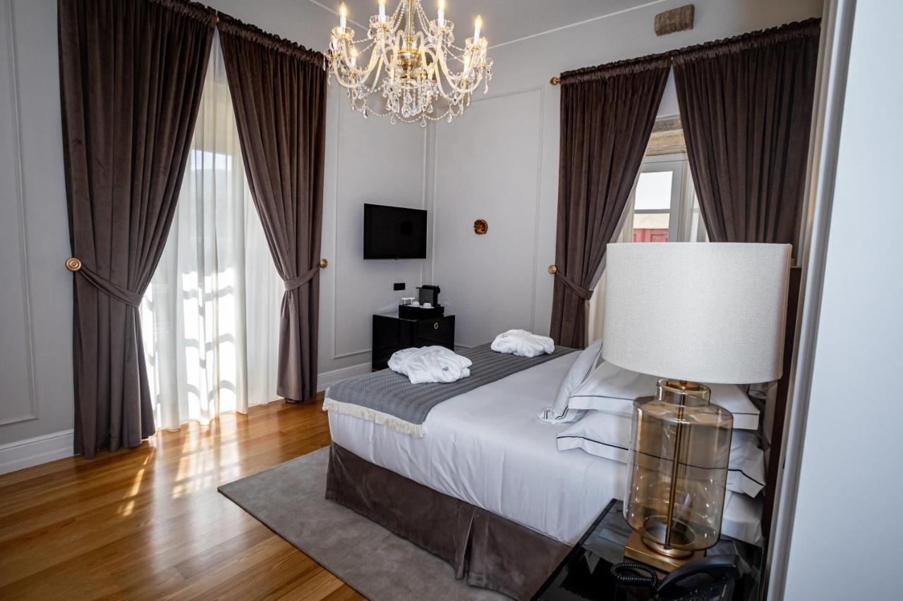 Solar Do Requeijo By Luna Hotels & Resorts 아르코스 데 발데베즈 외부 사진 A bedroom at the hotel