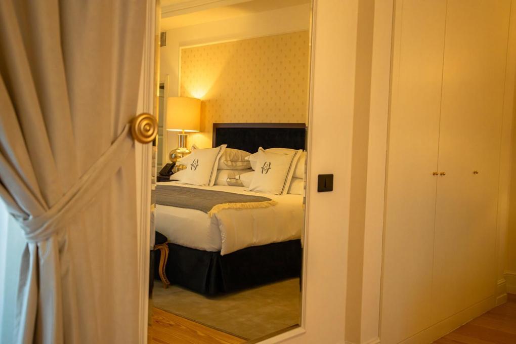 Solar Do Requeijo By Luna Hotels & Resorts 아르코스 데 발데베즈 외부 사진 A bedroom at the hotel