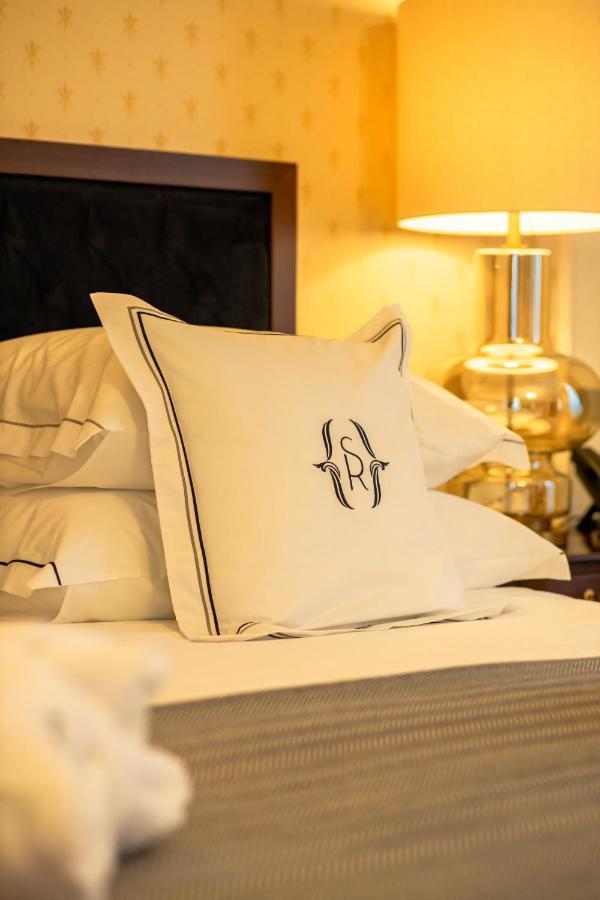 Solar Do Requeijo By Luna Hotels & Resorts 아르코스 데 발데베즈 외부 사진 A monogram on a pillow