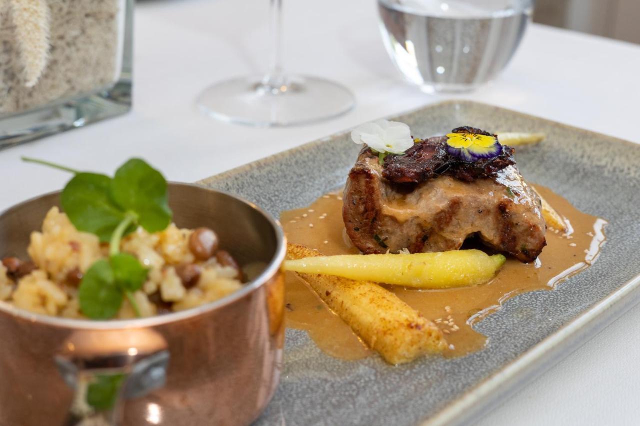 Solar Do Requeijo By Luna Hotels & Resorts 아르코스 데 발데베즈 외부 사진 A meal at the restaurant